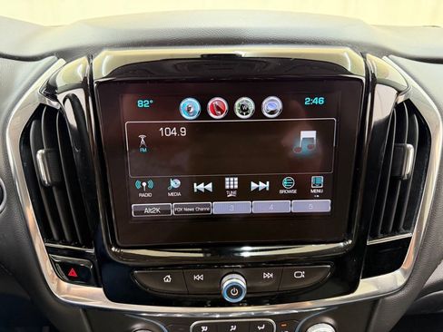 Used 2019 Chevrolet Traverse LT FWD image 29