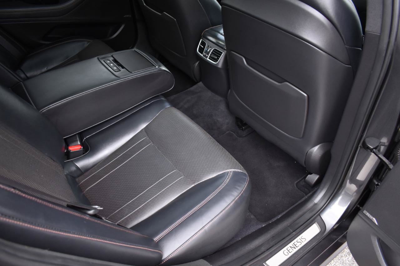 Used 2018 Genesis G80 3.3T Sport RWD image 29