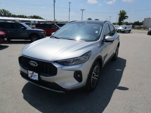 New 2024 Ford Escape SE w/ PHEV Premium Package image 1