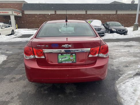Used 2014 Chevrolet Cruze LT image 6