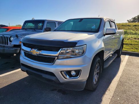 Used 2018 Chevrolet Colorado LT w/ LT Convenience Package image 3