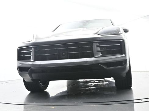 Certified 2024 Porsche Cayenne Coupe AWD/4WD image 55