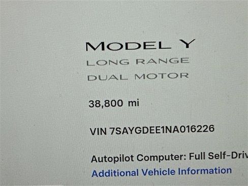 Used 2022 Tesla Model Y Long Range image 16