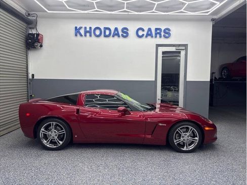 Used 2008 Chevrolet Corvette Coupe w/ Preferred Equipment Group RWD image 6