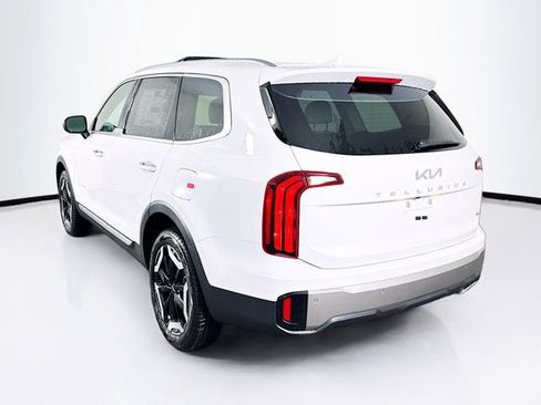 New 2025 Kia Telluride S image 7