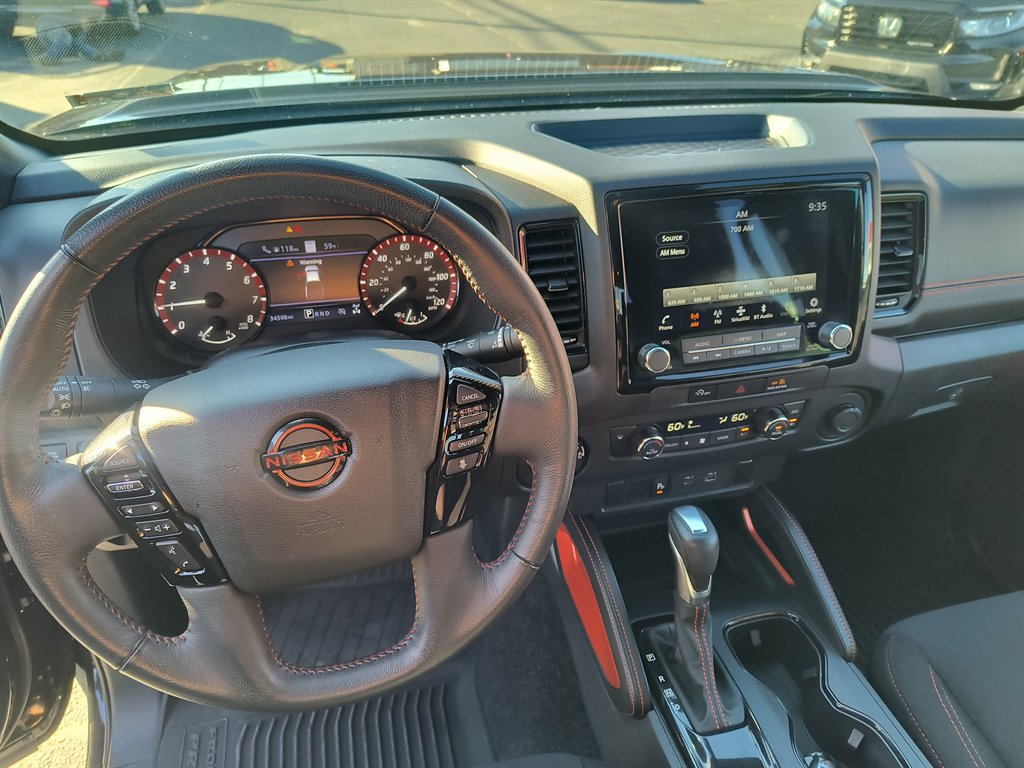 Used 2023 Nissan Frontier PRO-4X w/ Technology Package AWD/4WD image 17