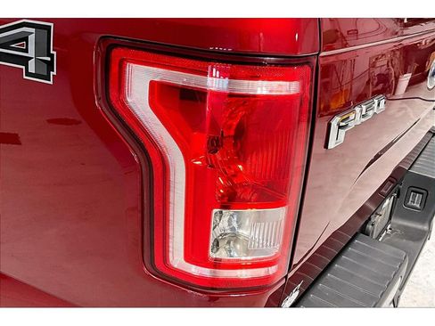 Used 2017 Ford F150 XLT w/ Trailer Tow Package AWD/4WD image 29