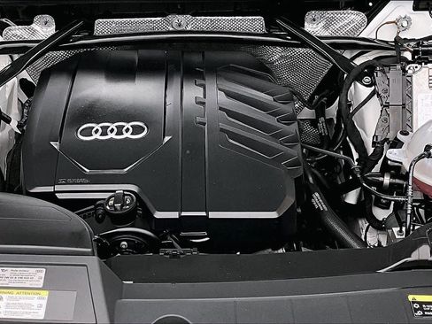 Used 2023 Audi Q5 2.0T Premium w/ Convenience Package AWD/4WD image 30