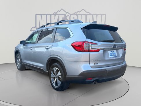 Used 2023 Subaru Ascent Premium w/ Convenience Package AWD/4WD image 3