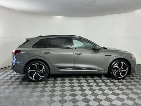 Used 2024 Audi Q8 e-tron Premium Plus w/ Premium Plus Package AWD/4WD image 7