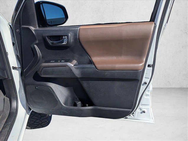 Used 2023 Toyota Tacoma Limited AWD/4WD image 27