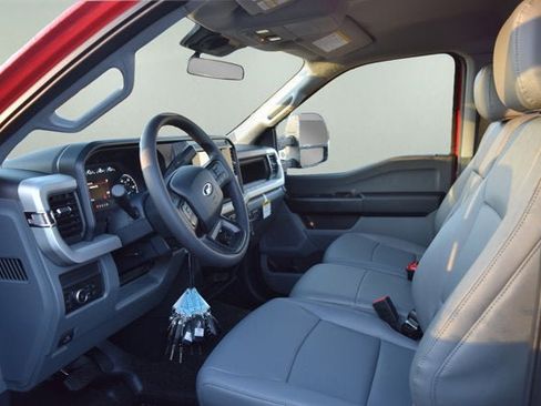 New 2026 Ford F250 XL w/ XL Chrome Package image 5