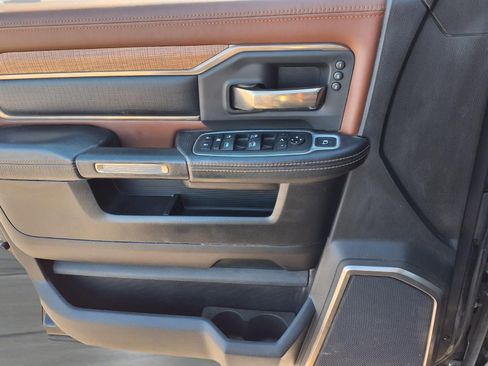 Used 2019 RAM 3500 Limited image 17