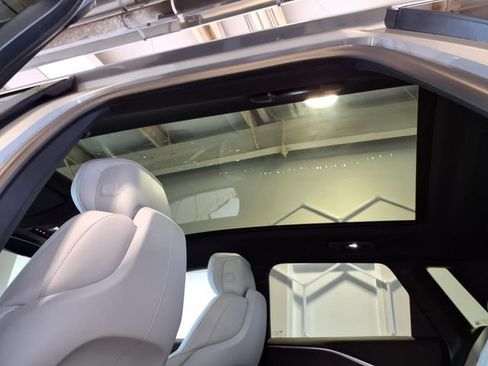 Used 2025 Cadillac Lyriq Luxury RWD image 20