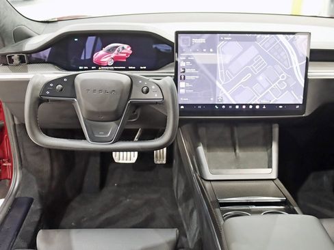 Used 2025 Tesla Model S Plaid image 15