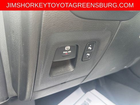 Used 2019 RAM 1500 Laramie AWD/4WD image 30