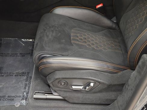 Used 2023 Lamborghini Urus Performante AWD/4WD image 35