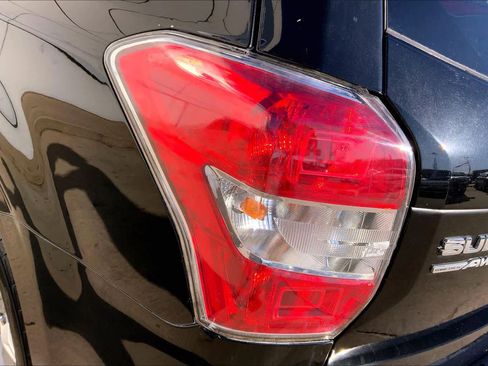 Used 2016 Subaru Forester 2.5i Premium image 25