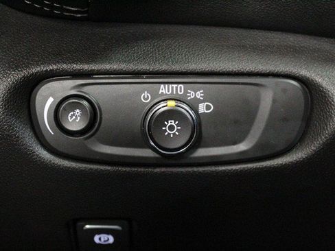 Certified 2024 Chevrolet Blazer LT w/ Convenience Package image 19