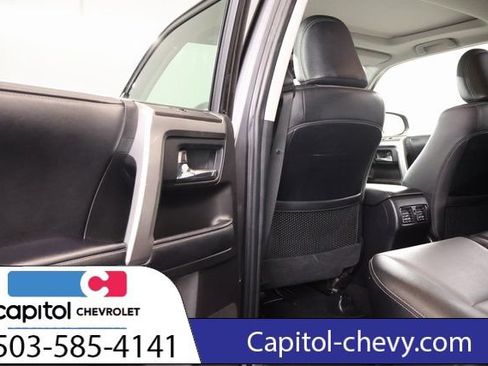 Used 2021 Toyota 4Runner SR5 Premium w/ Moonroof Package AWD/4WD image 31