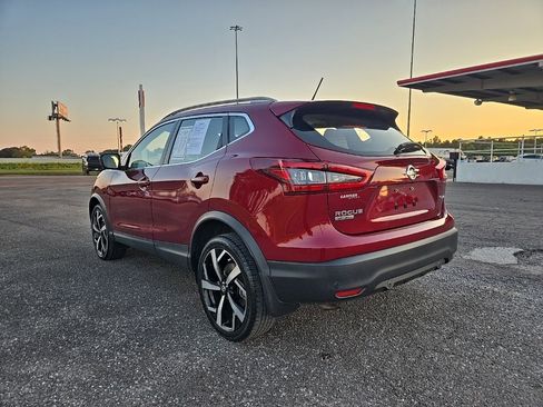 Used 2021 Nissan Rogue Sport SL w/ Premium Package image 5