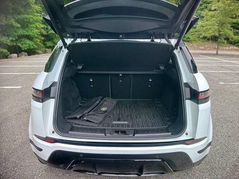 Used 2020 Land Rover Range Rover Evoque SE AWD/4WD image 25