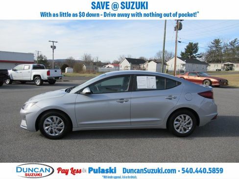 Used 2020 Hyundai Elantra SE w/ Cargo Package (C1) image 4