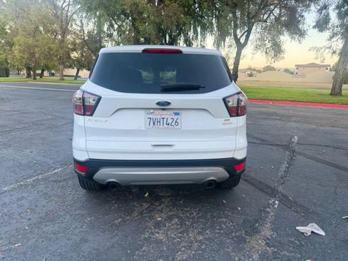 Used 2017 Ford Escape SE FWD image 21