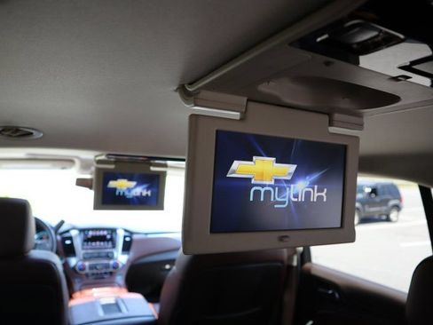 Used 2016 Chevrolet Suburban LTZ AWD/4WD image 14