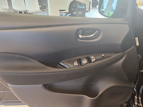 Used 2024 Nissan Leaf SV Plus image 13