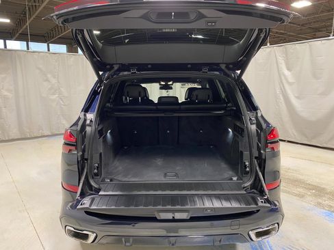 Certified 2024 BMW X5 xDrive40i w/ M Sport Package image 29