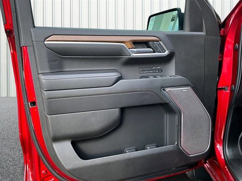 Used 2022 Chevrolet Silverado 1500 High Country w/ High Country Premium Package image 16