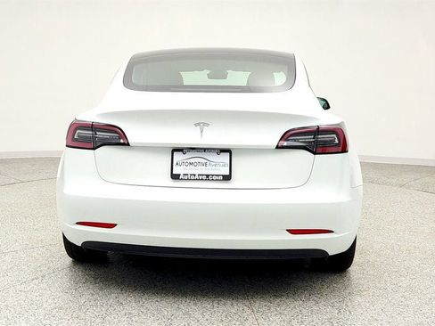 Used 2023 Tesla Model 3 Standard Range image 6