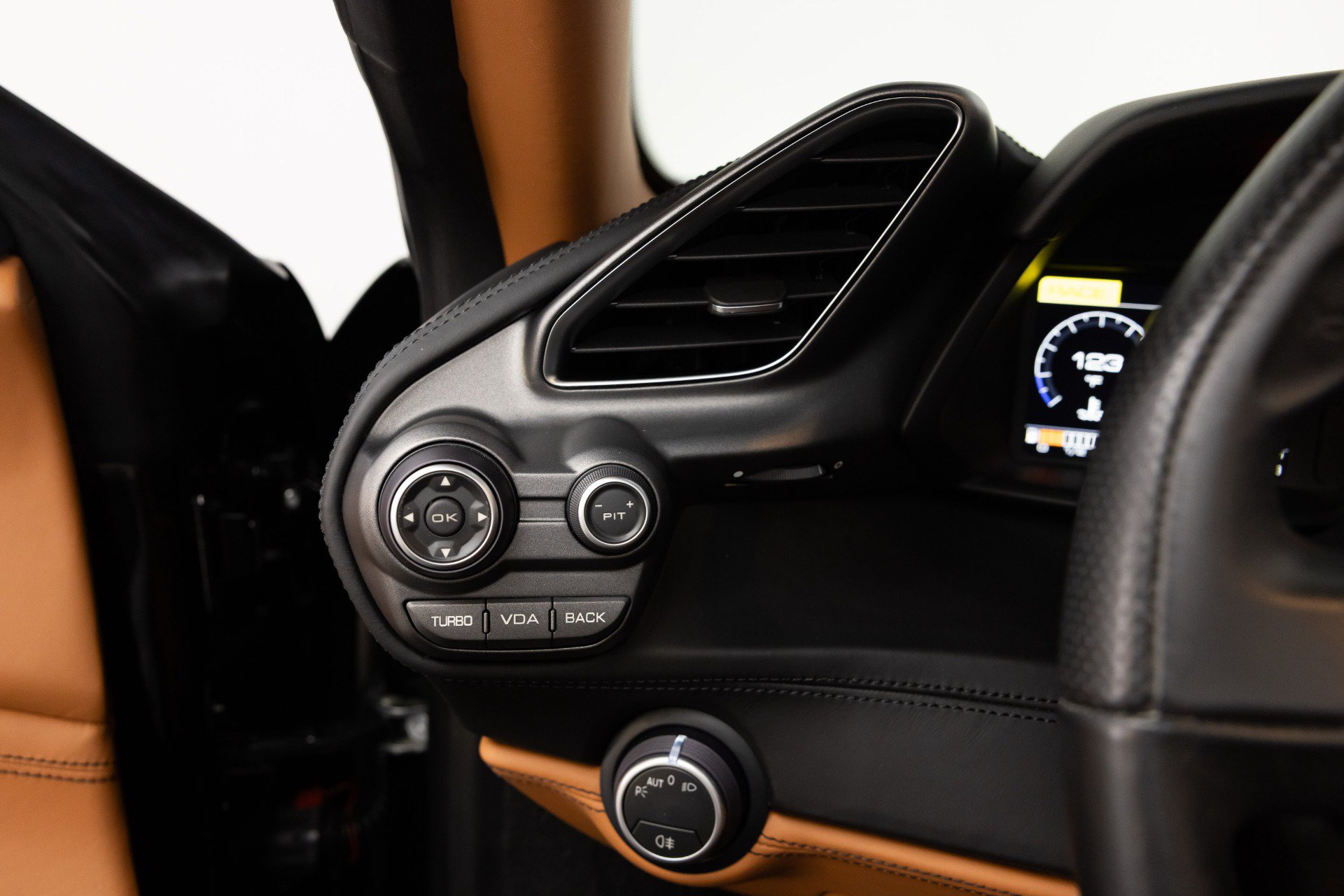Certified 2018 Ferrari 488 Spider RWD image 88