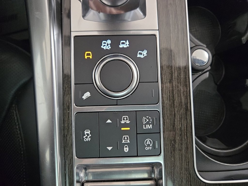 Used 2017 Land Rover Range Rover Sport HSE AWD/4WD image 16