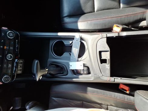 Used 2024 Dodge Durango GT image 29