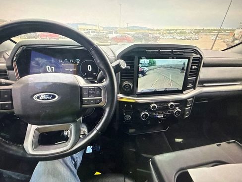 Used 2021 Ford F150 Lariat image 3