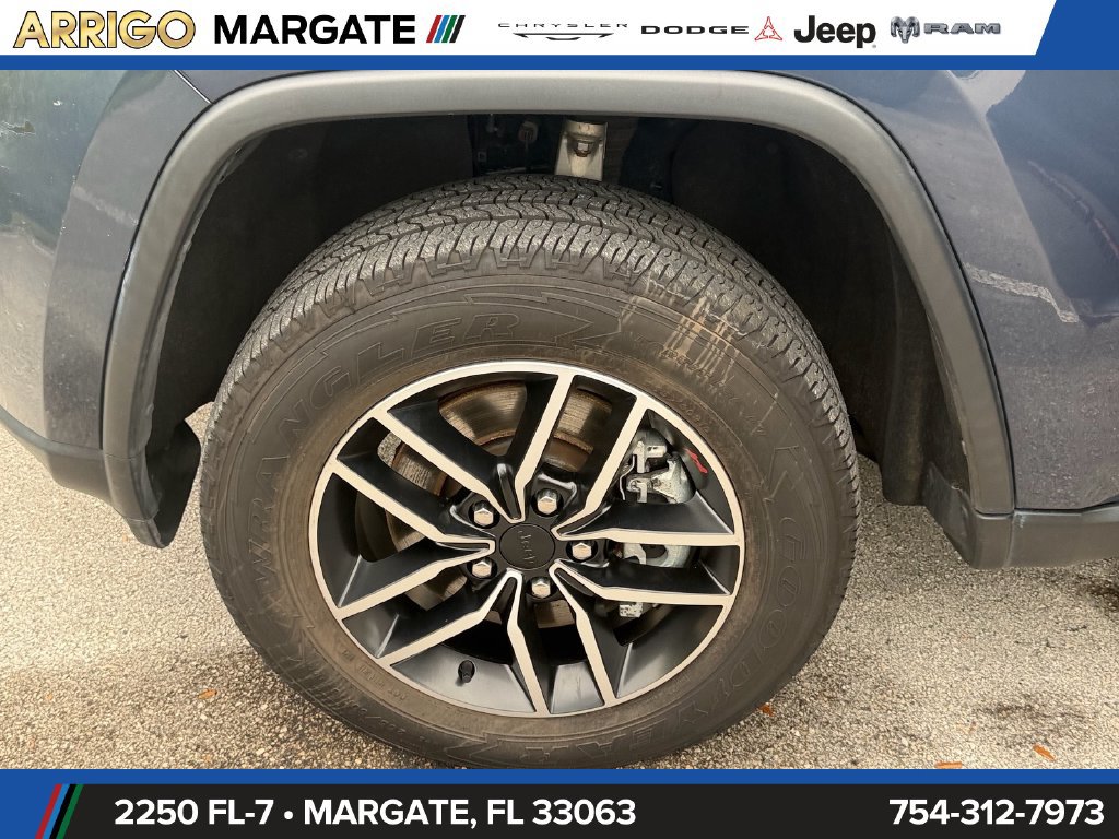 Certified 2021 Jeep Grand Cherokee Trailhawk AWD/4WD image 21