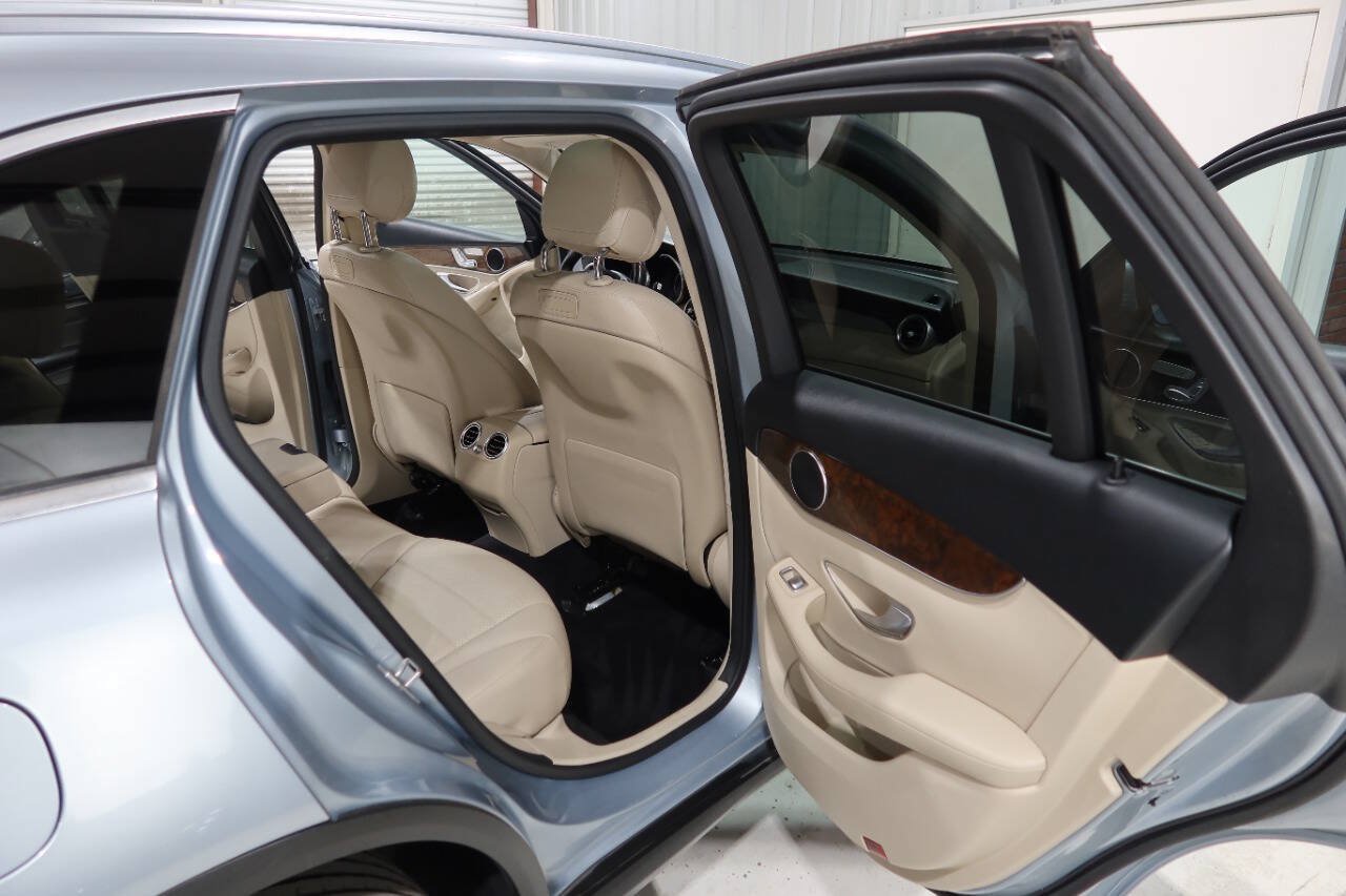 Used 2018 Mercedes-Benz GLC 300 image 14