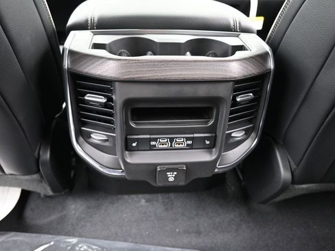 Used 2026 RAM 1500 Laramie AWD/4WD image 29