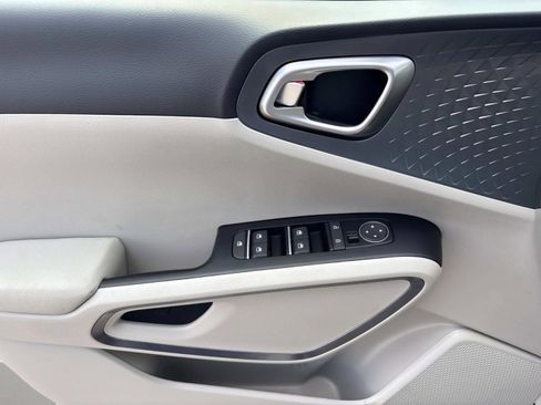 New 2025 Kia Soul EX image 20