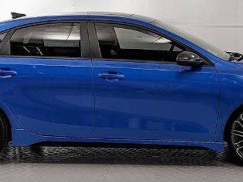 Used 2024 Kia Forte GT FWD image 2
