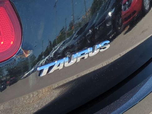 Used 2011 Ford Taurus SEL w/ 201A Rapid Spec Order Code FWD image 13