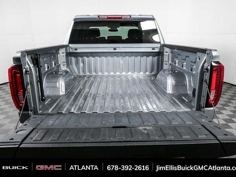 Used 2025 GMC Sierra 1500 SLT AWD/4WD image 28