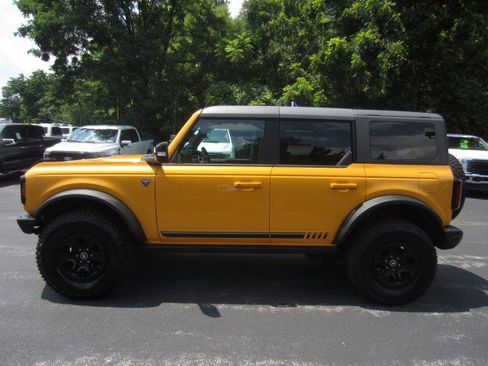 Used 2021 Ford Bronco First Edition image 6