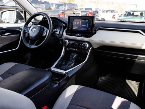 Used 2019 Toyota RAV4 XLE w/ All Weather Liner Package image 32
