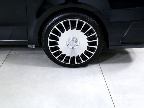 Used 2018 Mercedes-Benz Metris Passenger image 34