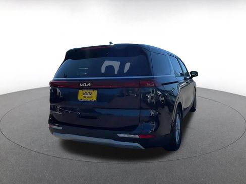 Used 2023 Kia Carnival LX FWD image 11