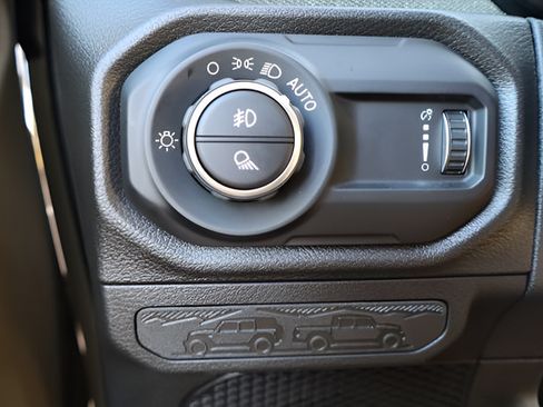 New 2026 Jeep Gladiator Willys AWD/4WD image 22