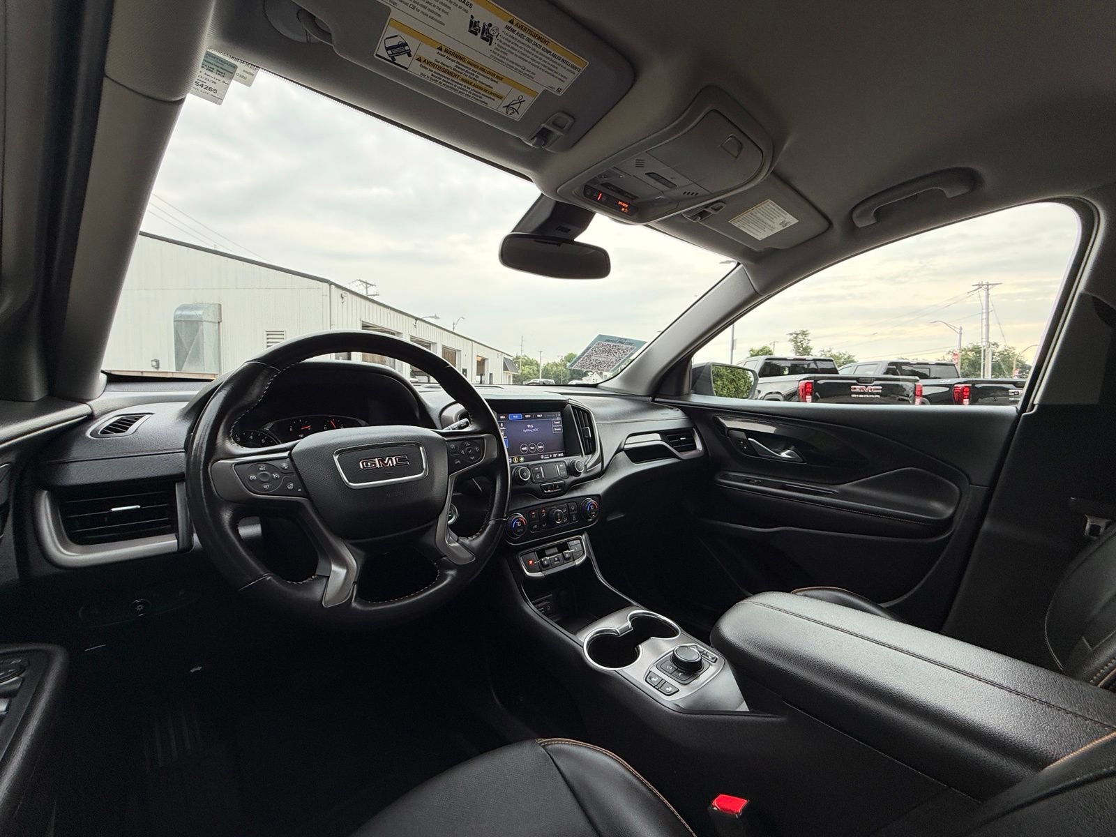 Used 2022 GMC Terrain AT4 AWD/4WD image 17